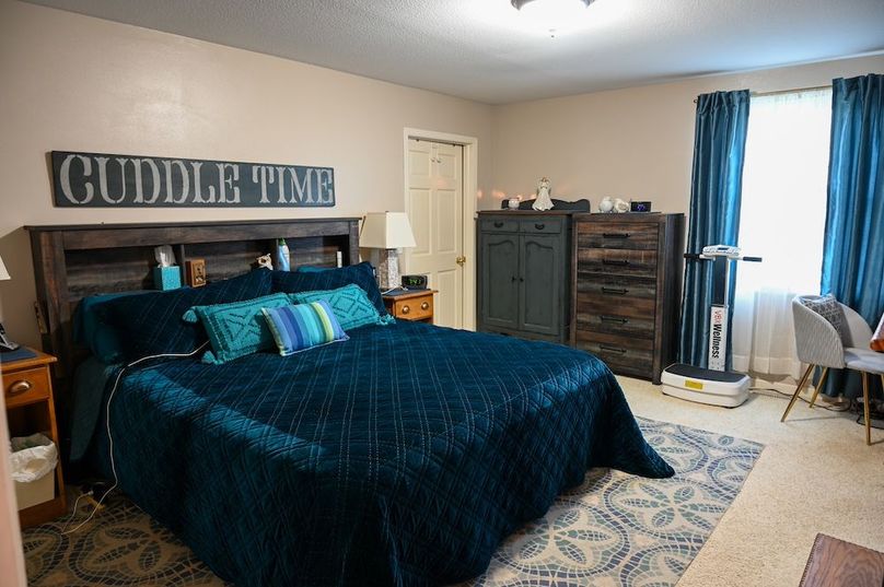 20. primary bedroom