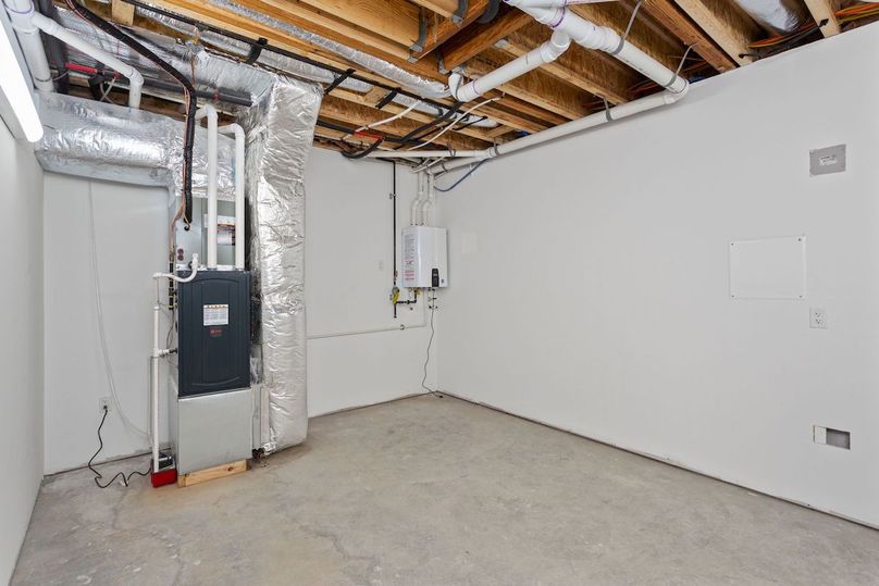 19-web-or-mls-6400 Golf Club Drive-78