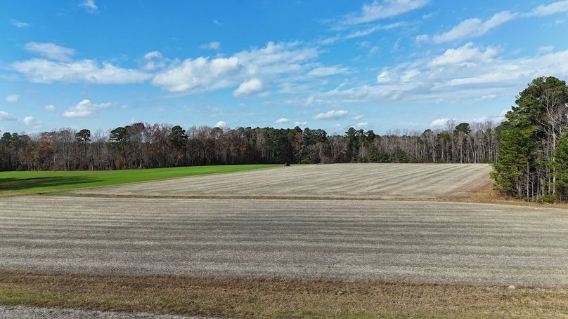 dji_fly_20251122_125932_0063_1763834538344_photo