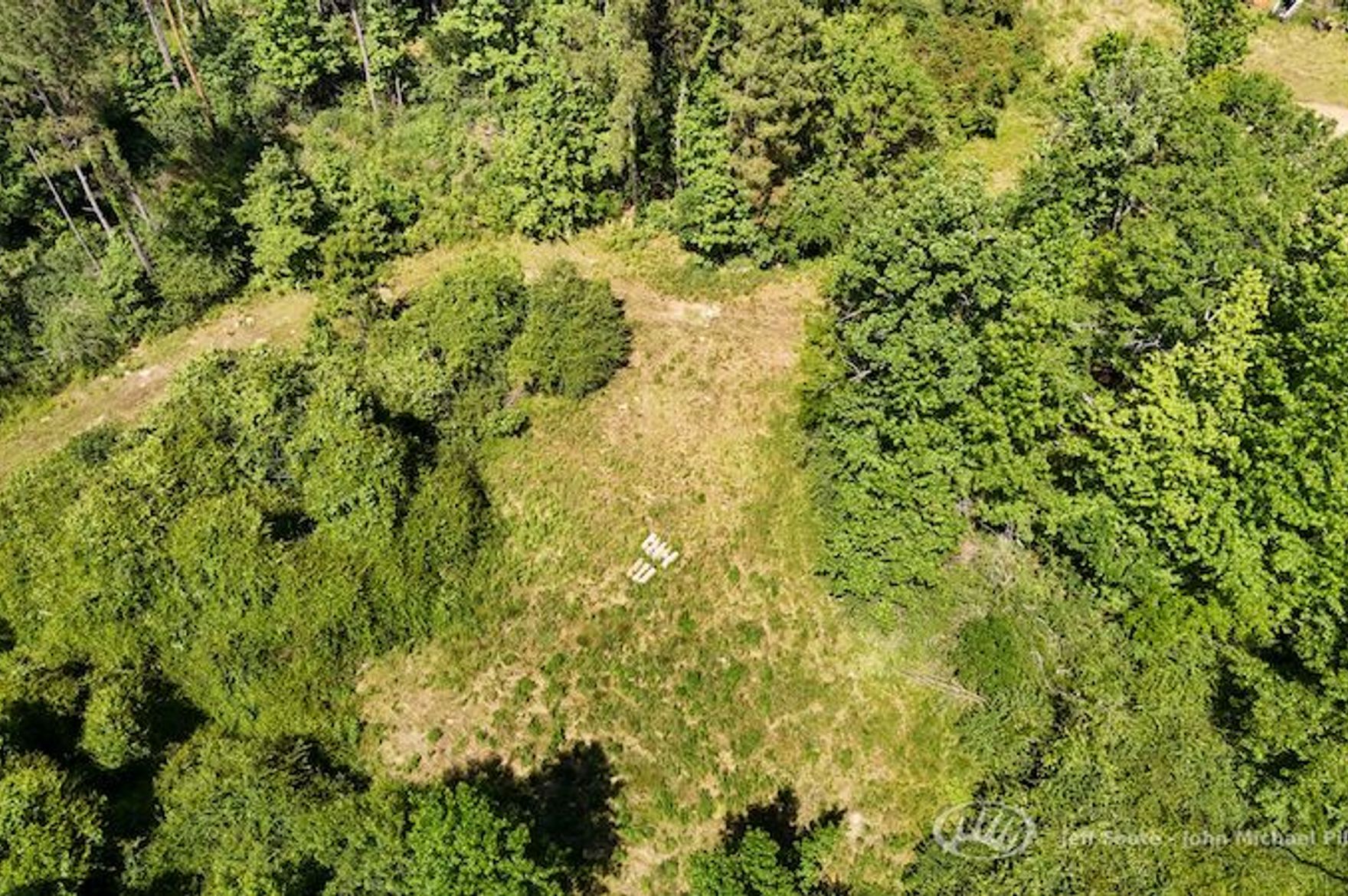 Strong River property listing photo 8