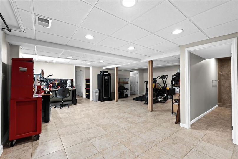 22-10932 Green Oaks Dr