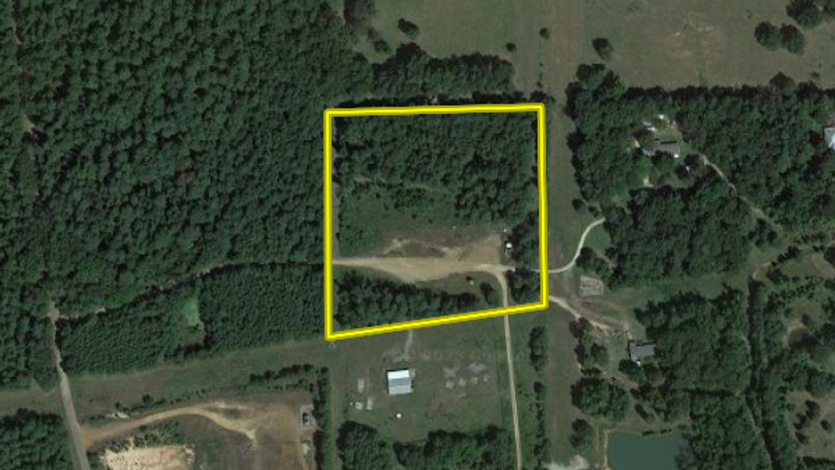 Harrison, County 7.995 Acres Homesite Whitetail Properties