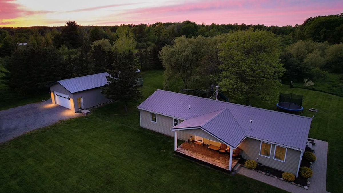 Country Ranch Style Home Adjacent To 9000 Acres Of State Land ...