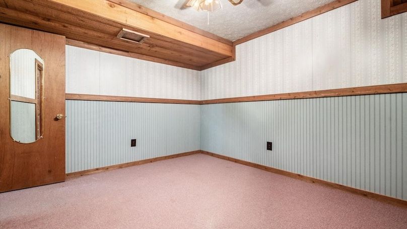 27-z 2076 Mt Vernon050