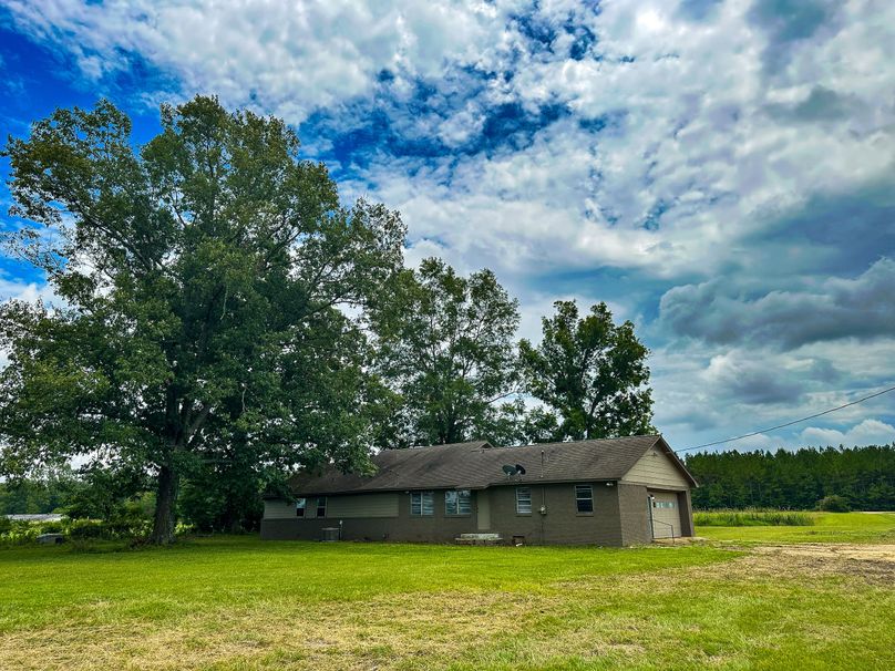 Chickasaw 2.3 w Home-07