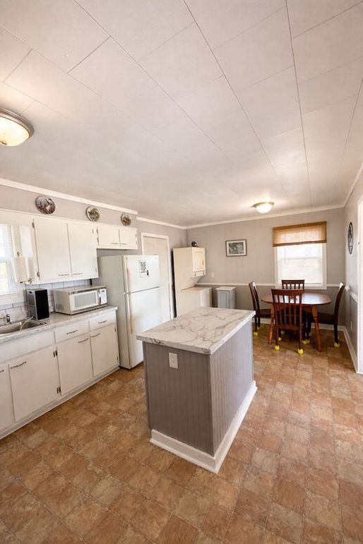 7a3a83b1-bb16-4a00-ae9e-89671659505c