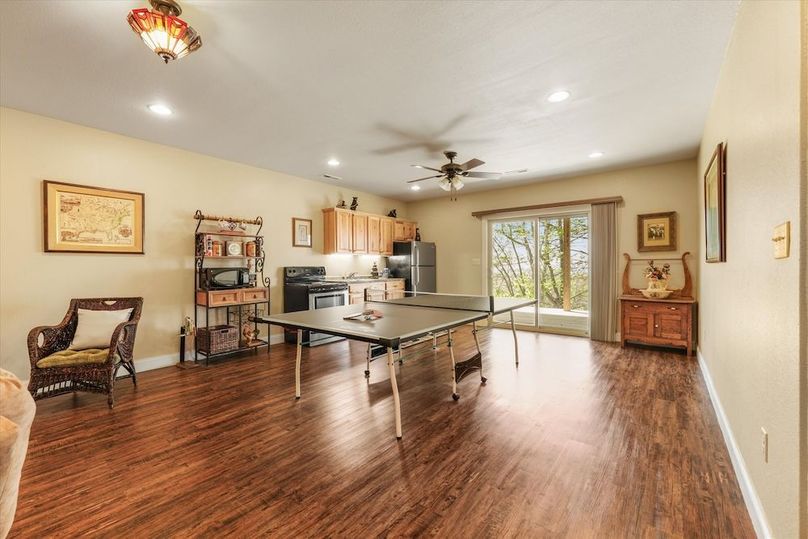 21-2278 Lower Rinehart Rd 024