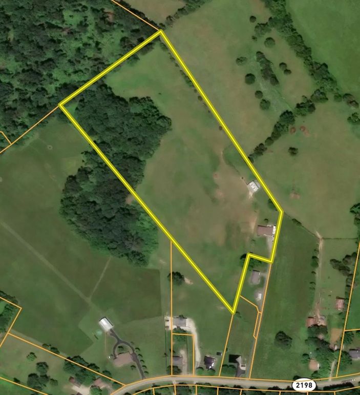 C0CE8951-26F7-4367-B787-51B9E695D283