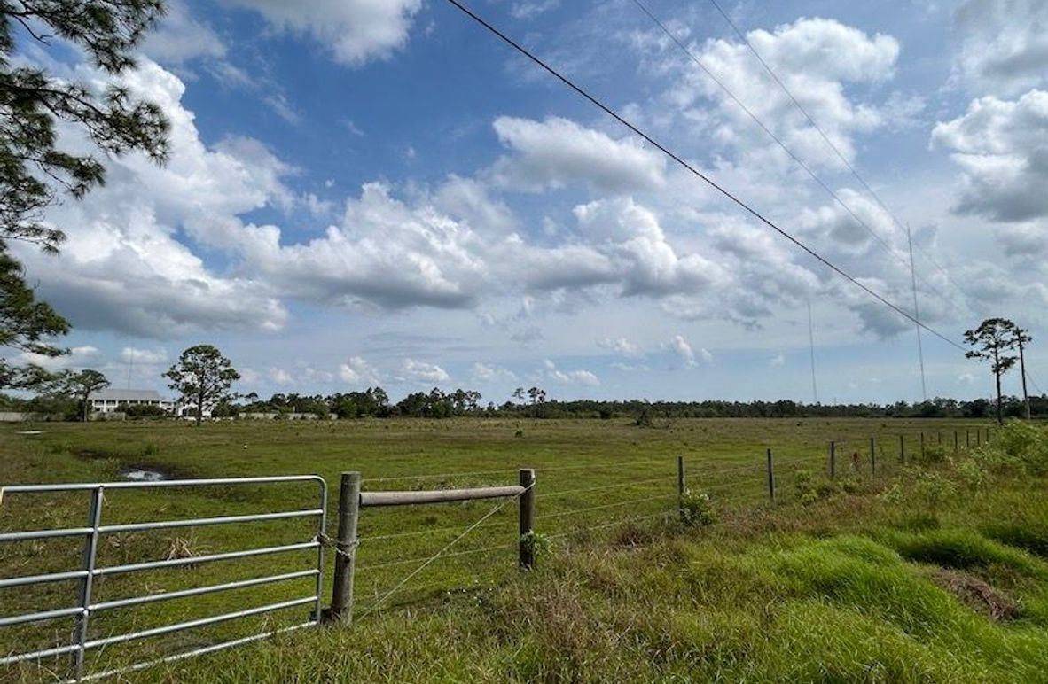 0437F4F0-63AA-4C5D-B10A-9FC8109C3907