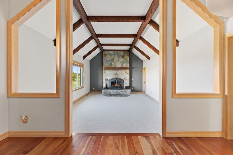 14a - Living Room Entry
