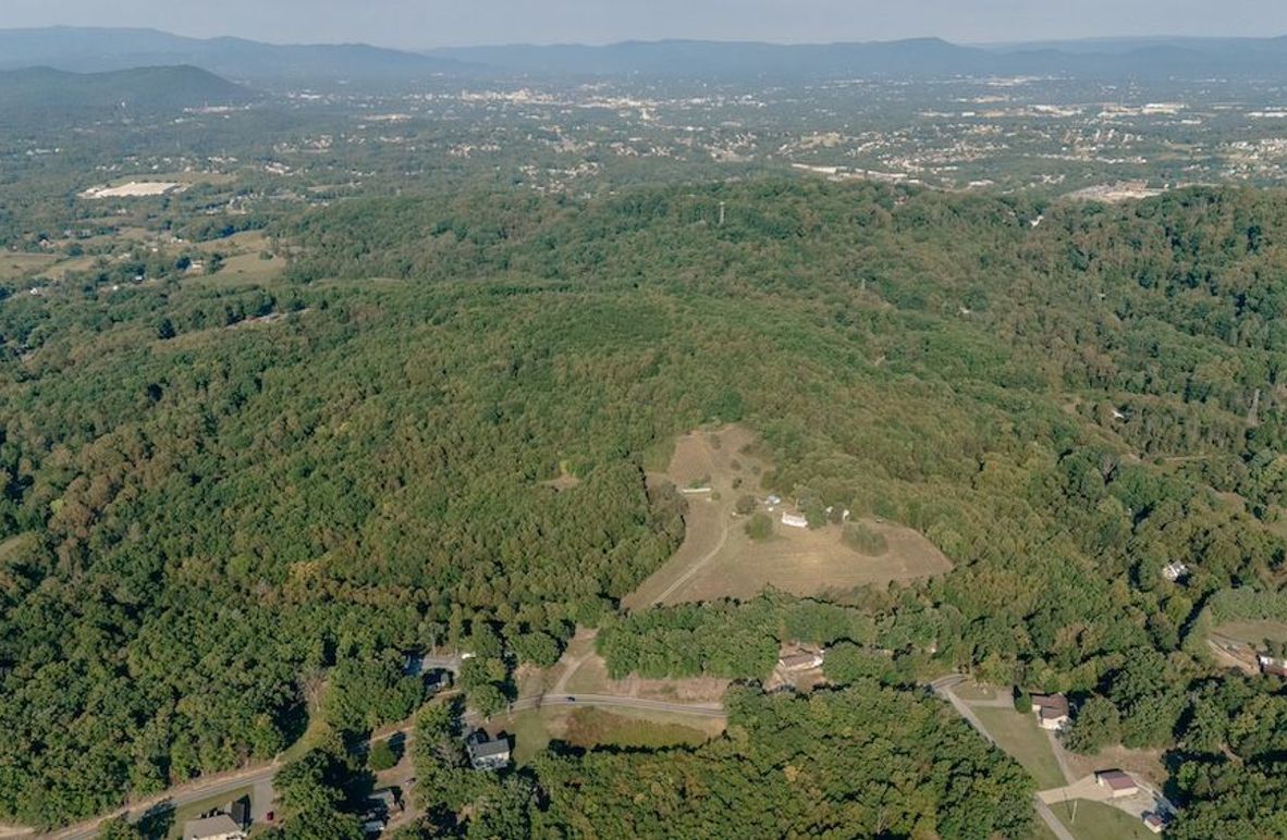 Miller-Hawkins pic 1