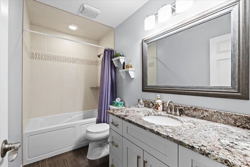 14-10932 Green Oaks Dr