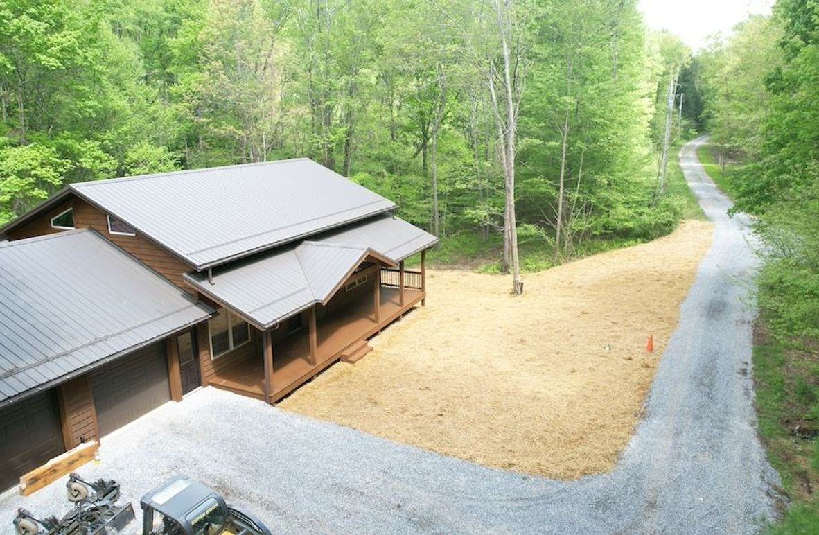 dji_fly_20250515_111114_202_1747322424511_photo