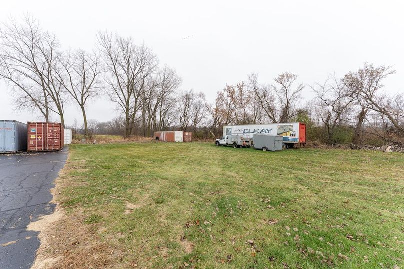 Winnebago 2.05 (Flee Market)_9