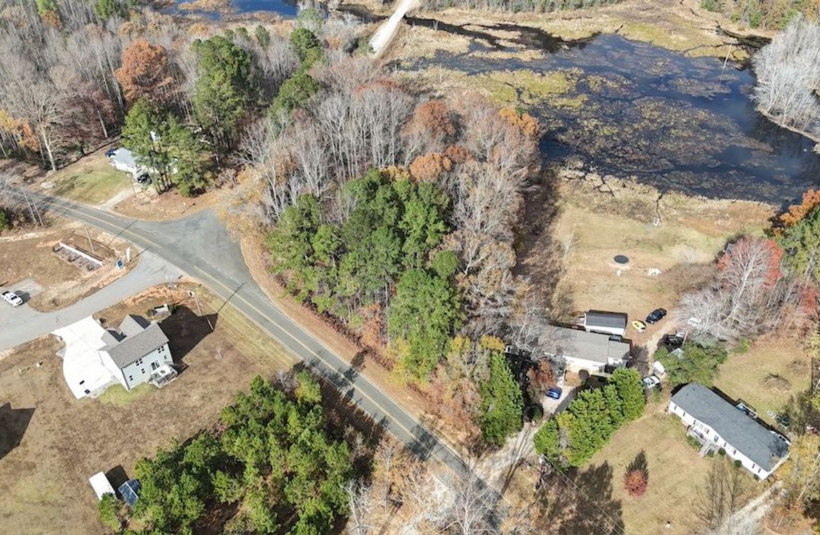 dji_fly_20251119_125804_0003_1763575798061_photo