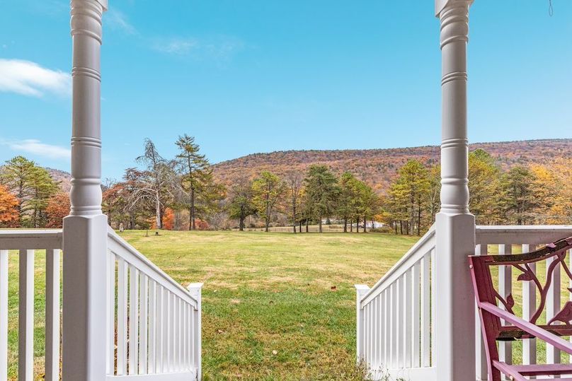 09-2E6A0127_ 291 Capon Springs Grade - Absolute Altitude - 10 - 2025 -07