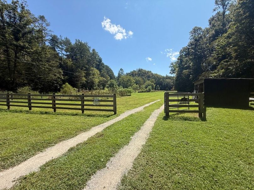 009 the entryway into the back field