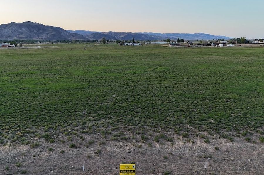 DJI_20240526203410_0332_D