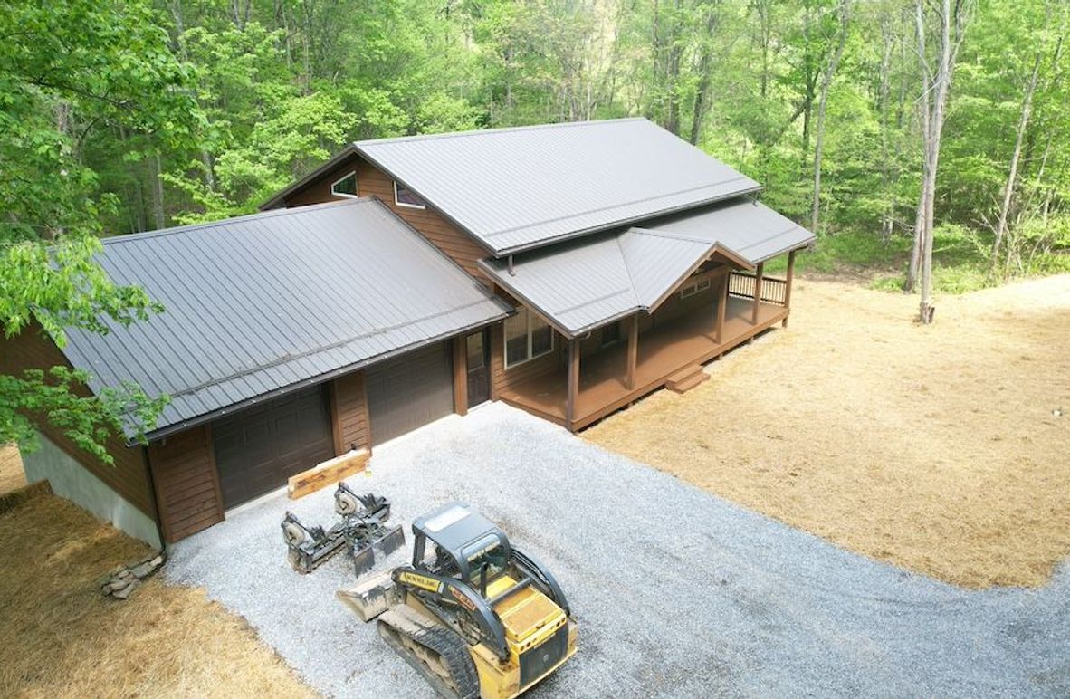 dji_fly_20250515_111106_201_1747322433583_photo