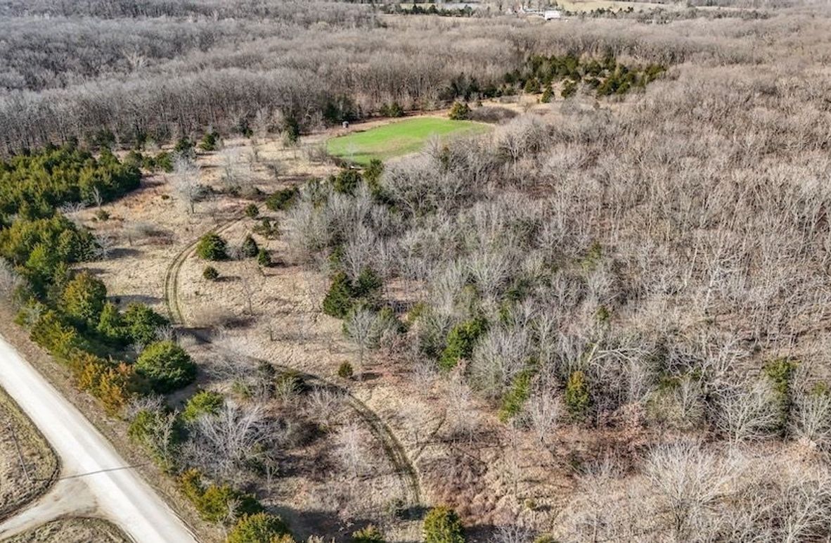 DJI_10250316085645_0031_D