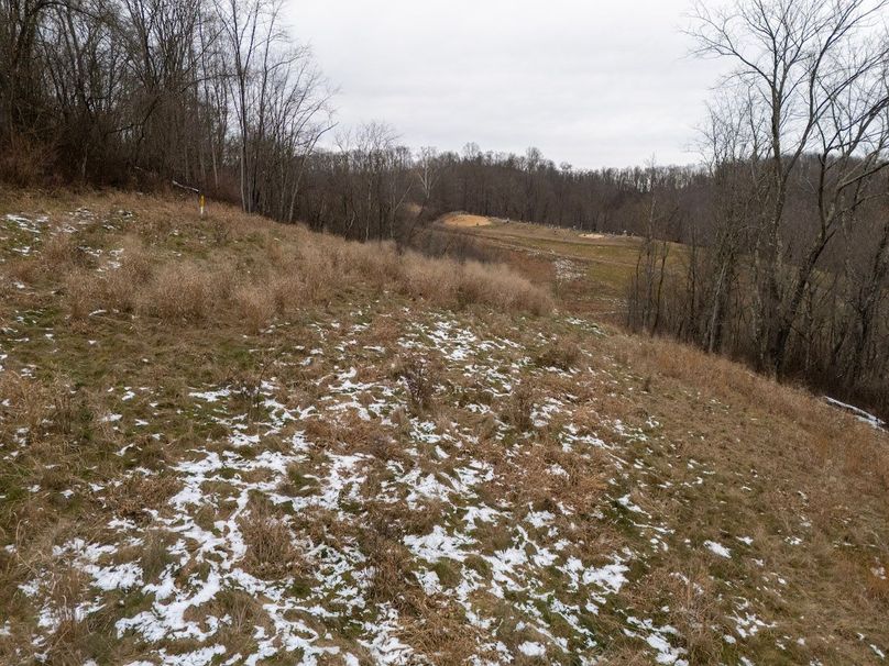 33-DJI_20251208081104_0140_D