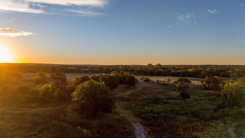 10.Perrin Oaks Ranch