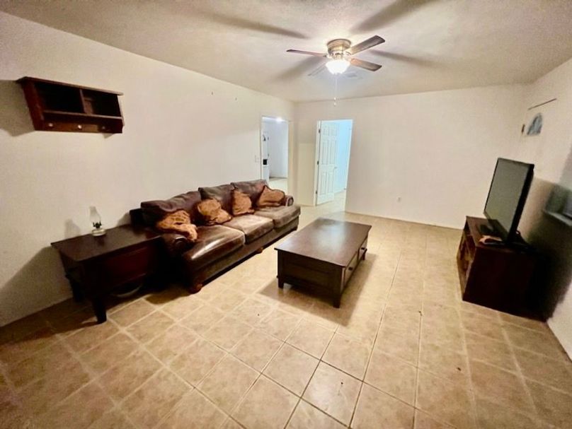 23105F4D-505D-4C05-9CF7-0330BFC1A39D_1_105_c