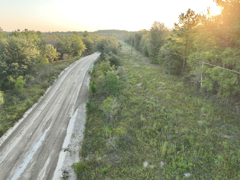 dji_fly_20230925_074950_752_1695642622181_photo