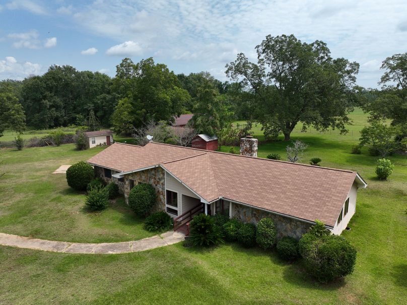 dji_fly_20230803_122958_498_1691080288125_photo