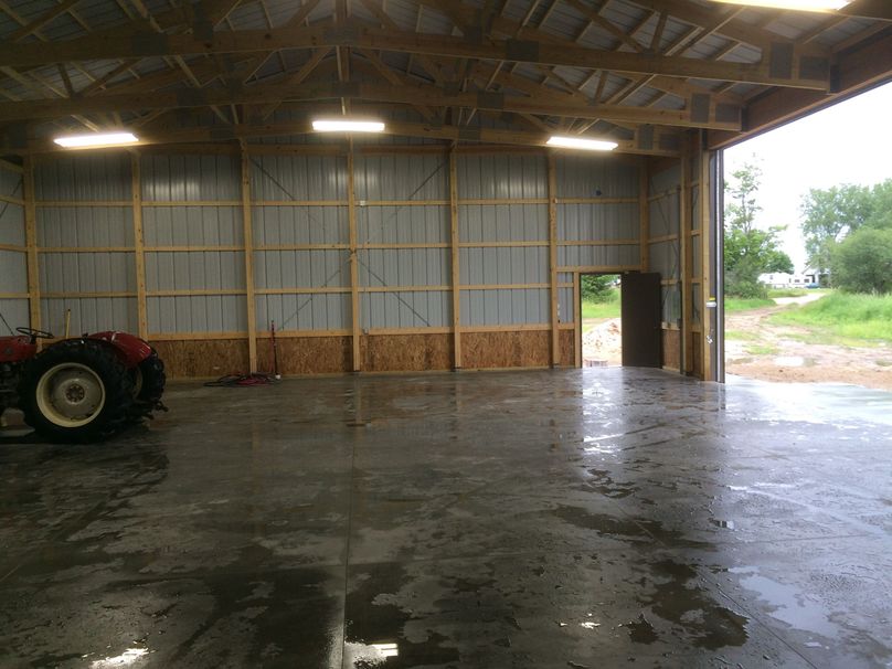 2015-06-12 New barn cleaned ready