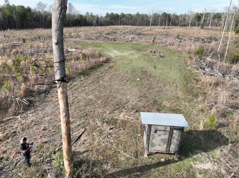 E6F11D9F-15B1-4D81-A601-5472D56C64CD