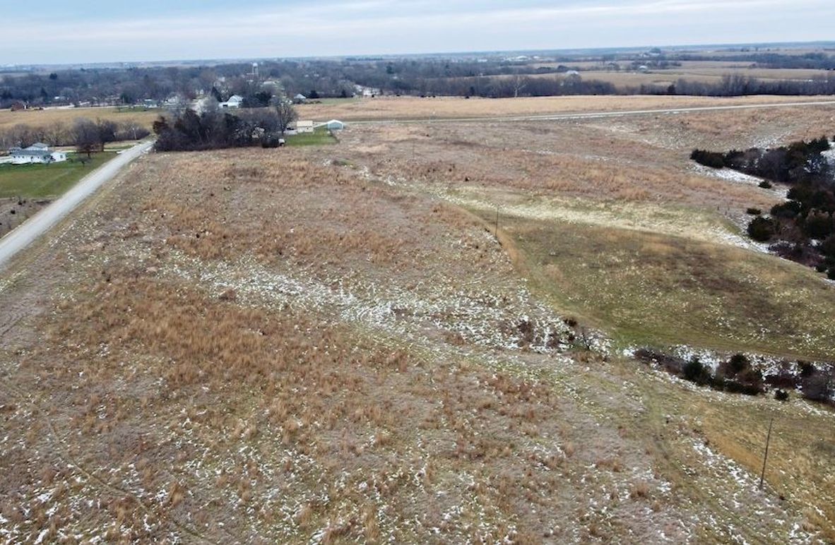 2A94E8A9-82FB-4FB9-9472-E5E72145CA46_1_201_a