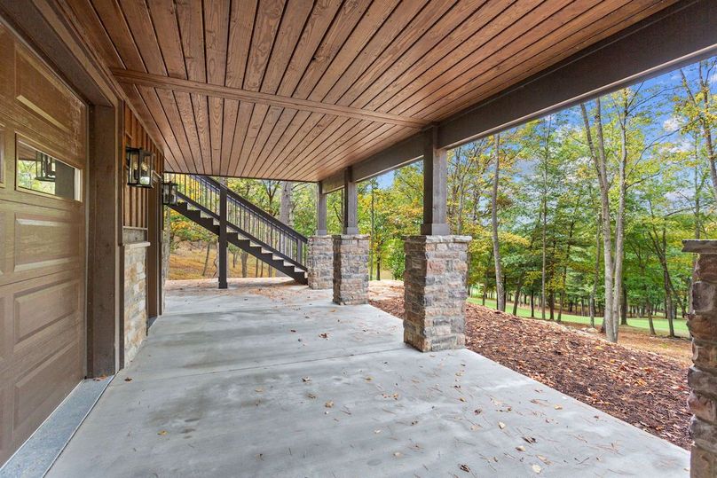 17-web-or-mls-6400 Golf Club Drive-80