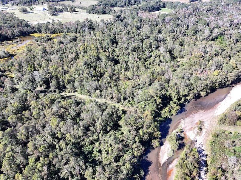 dji_fly_20251103_140958_0702_1762362212618_photo