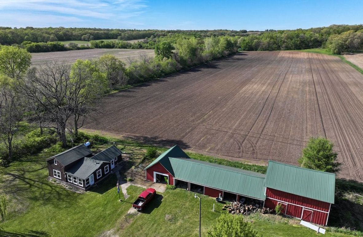 15936 W Beloit Newark Rd-1