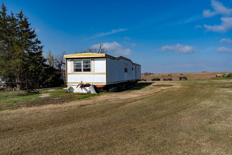 Saline Ks, 159_048