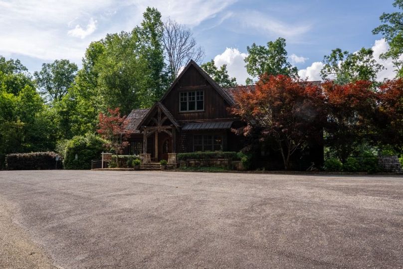 34 Featured_ProPhoto-33