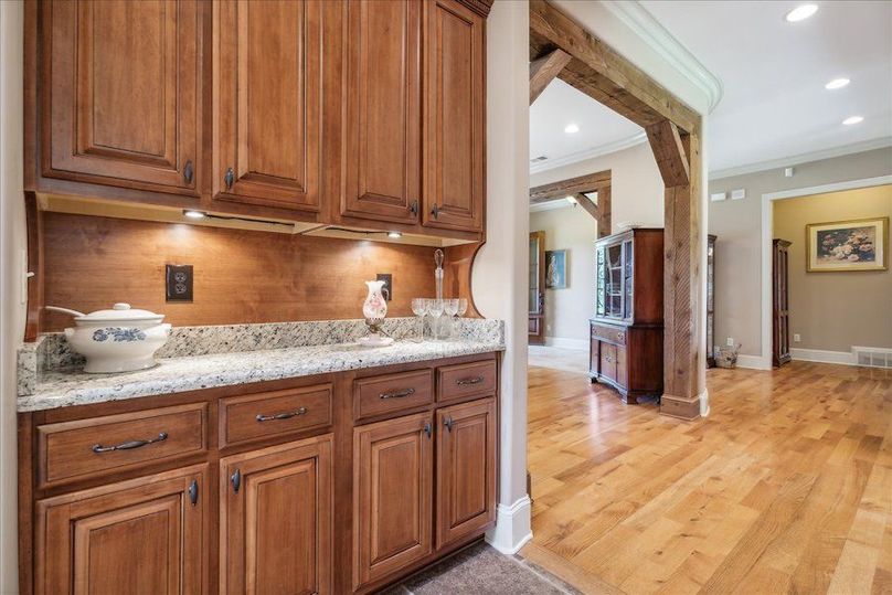 21-21-1528249m-5300 Raleigh Lagrange Dr