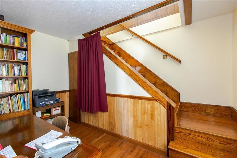 076-Staircase