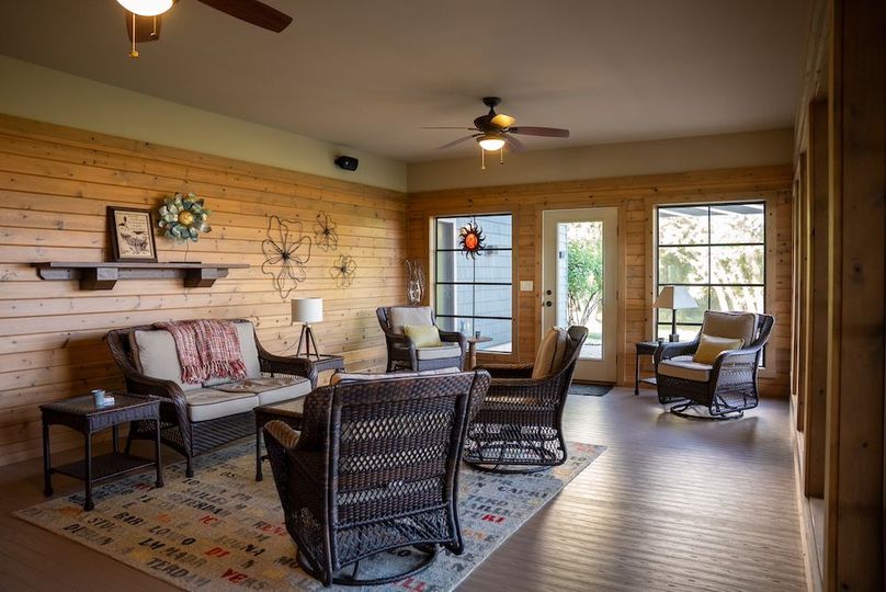 Copy of Winona MN 138 Featured_Pro Photo-57