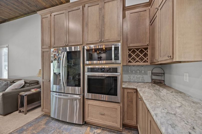 33-web-or-mls-4928 Yellow Creek Rd 043