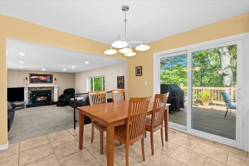 10-10932 Green Oaks Dr