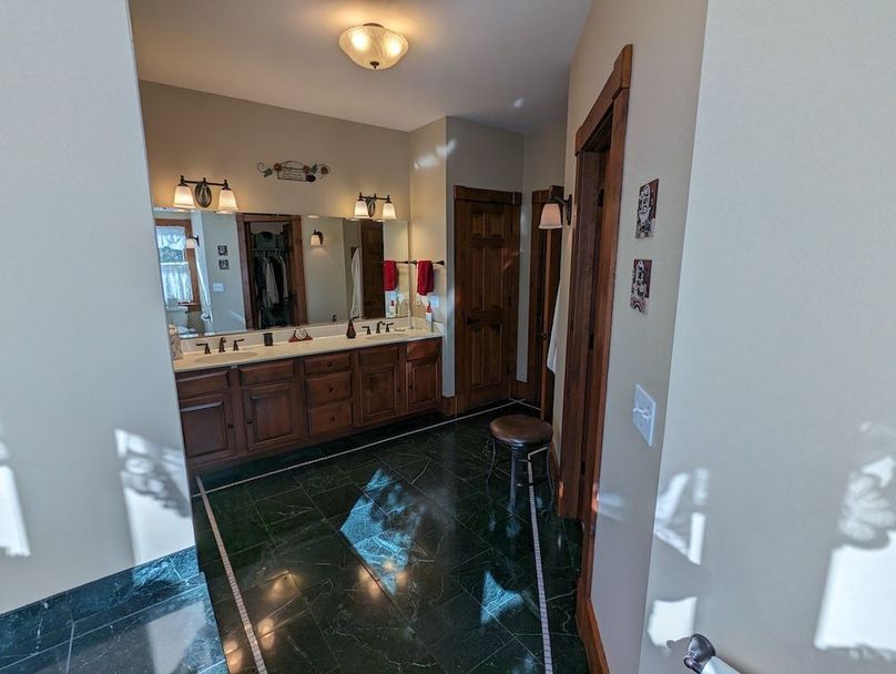 PXL_20240229_201806423