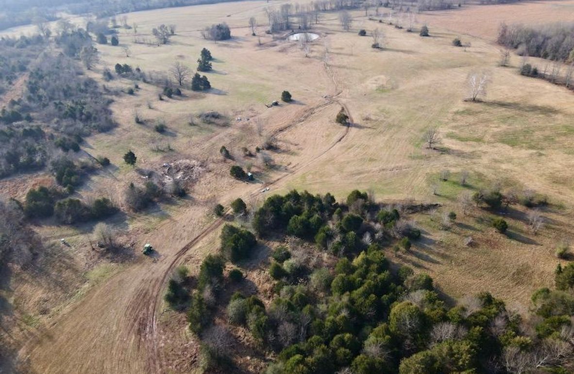 dji_fly_20251205_093408_891_1765034400862_photo