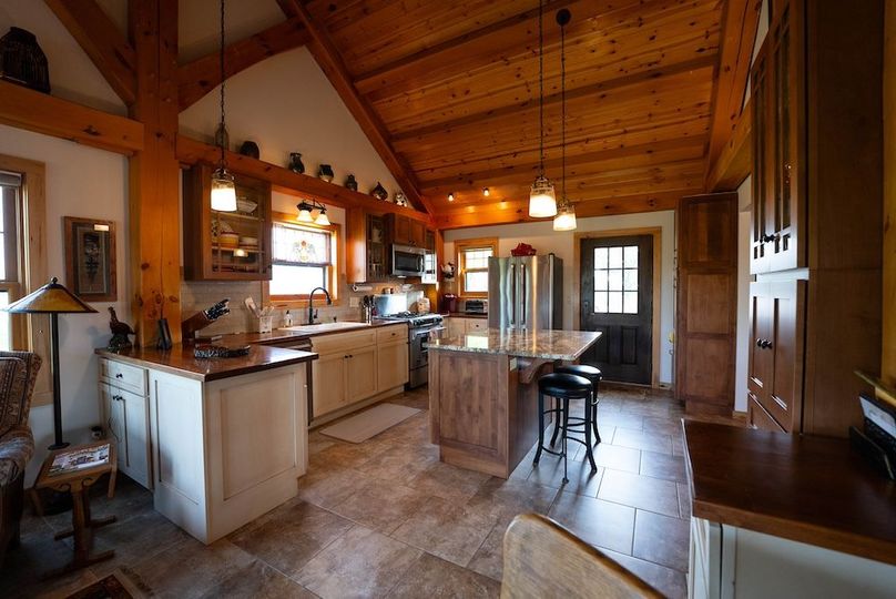 Cedar IA 152 Featured B