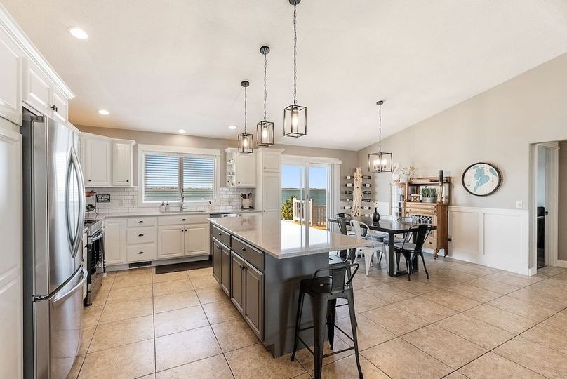 14-web-or-mls-194 Northbay Dr-61
