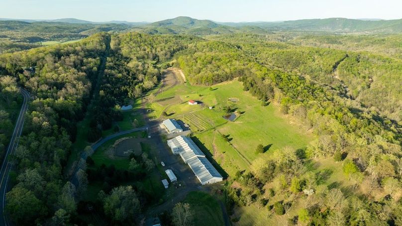 Hampshire WV 106 Featured_Pro Photo-77