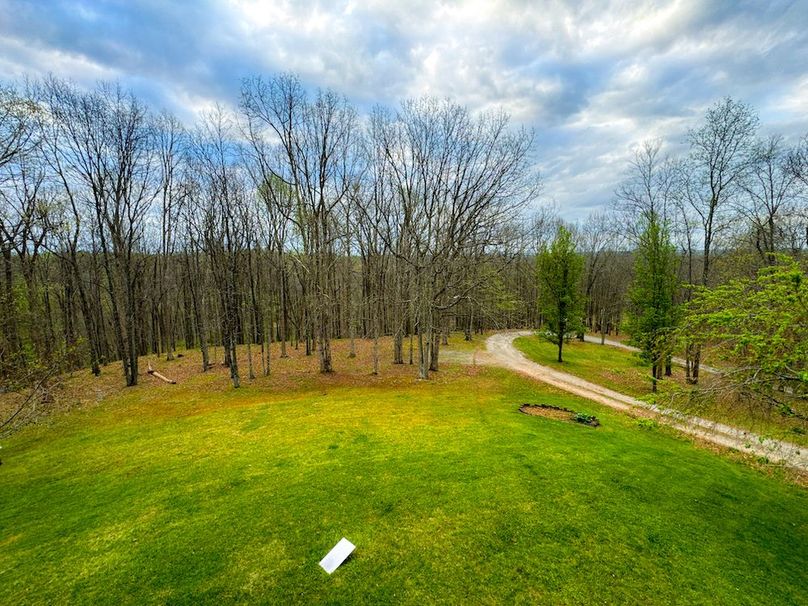 Calhoun, WV 132.84 AC Szegi 2-087