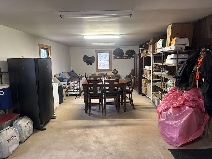 Calhoun, WV 132.84 AC Szegi 2-103