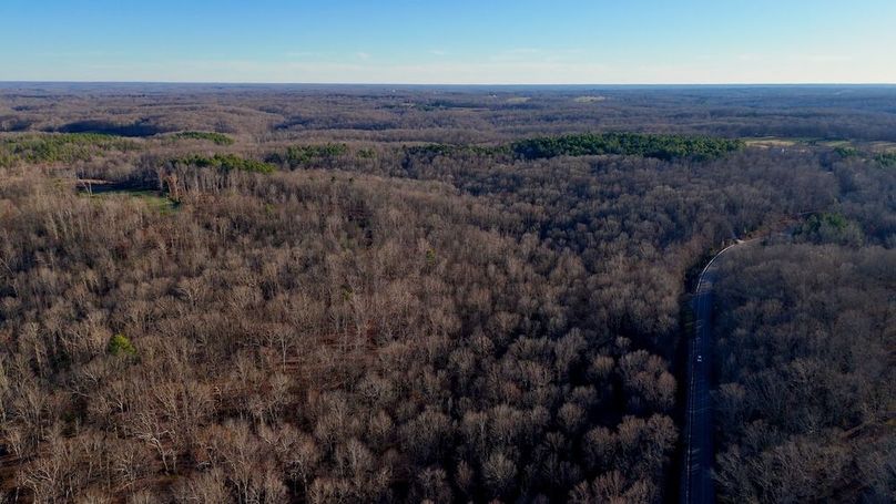 DRONE.00_08_10_06.Still022